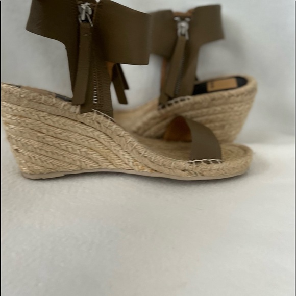 Dolce Vita Size 8 Beige Heeled Espadrille Sandals - Picture 10 of 16